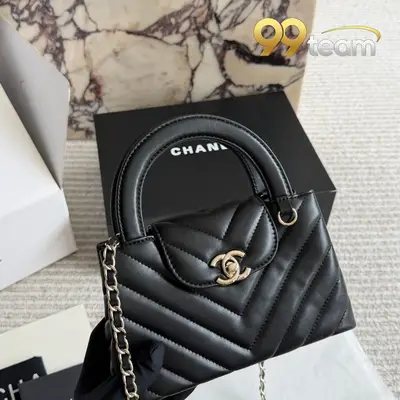 CHANEL | Item ID: 01892