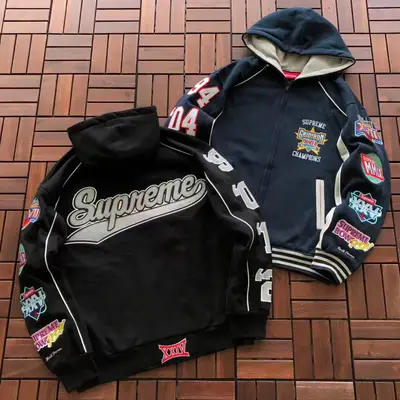 SUPREME Hoodie