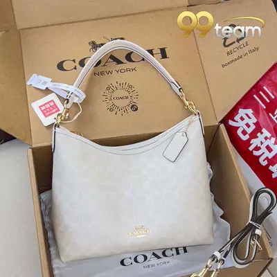 COACH | Item ID: 04696