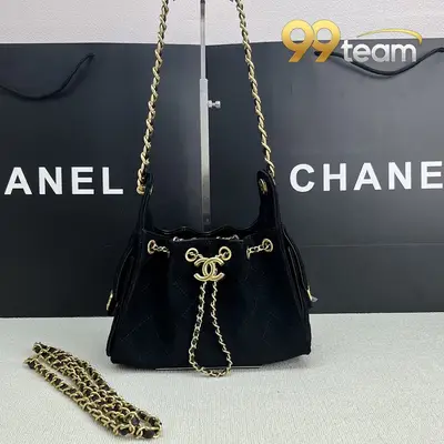 CHANEL | Item ID: 00699