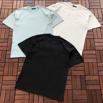 PRADA T-Shirt