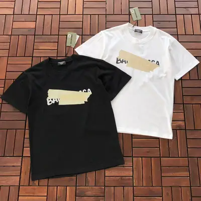BALENCIAGA T-Shirt