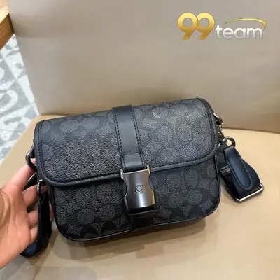 COACH | Item ID: 04911
