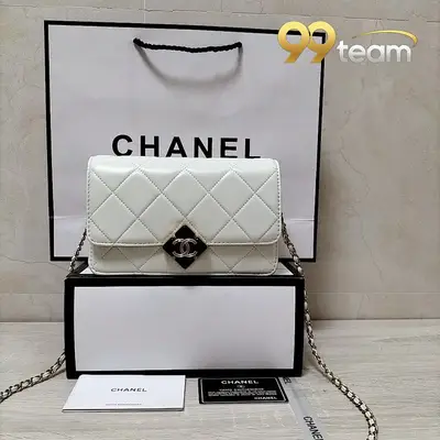 CHANEL | Item ID: 01163
