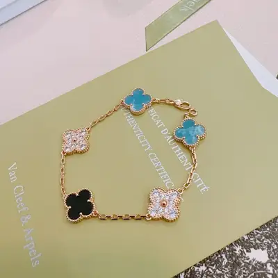VAN CLEEF & ARPELS Schmuck