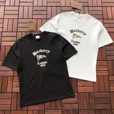 BURBERRY T-Shirt