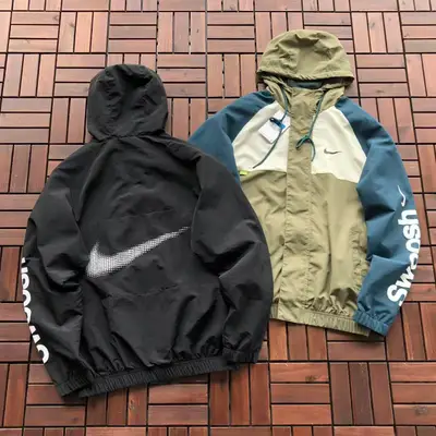 NIKE Jacke