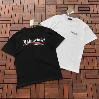 BALENCIAGA T-Shirt