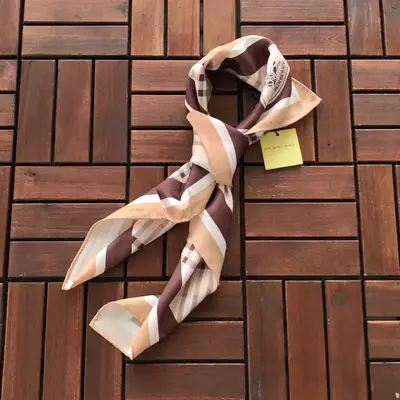 BURBERRY Schal