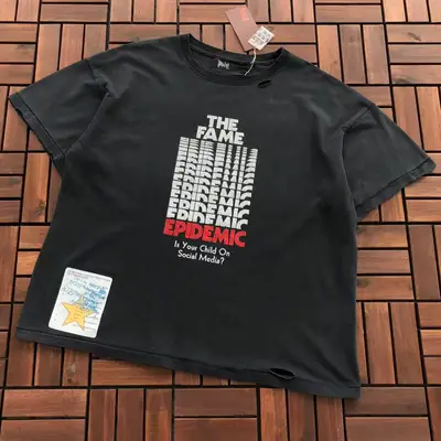 VINTAGE T-Shirt