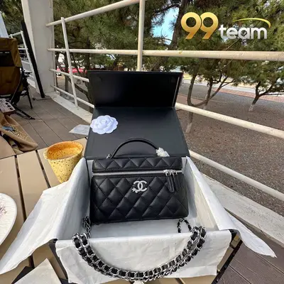 CHANEL | Item ID: 01907