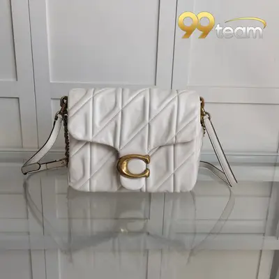 COACH | Item ID: 04840