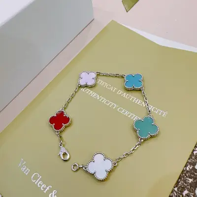 VAN CLEEF & ARPELS Schmuck