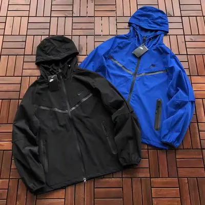 NIKE Jacke