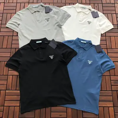 PRADA T-Shirt
