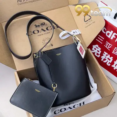 COACH | Item ID: 04636