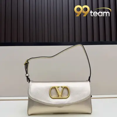 VALENTINO | Item ID: 18667