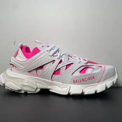 BALENCIAGA