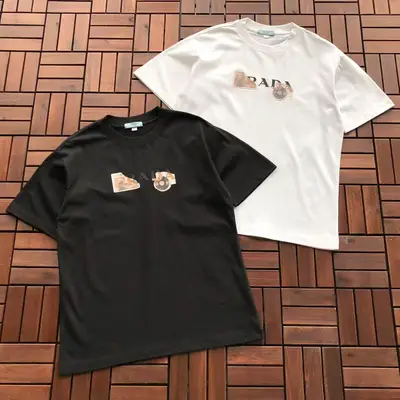PRADA T-Shirt