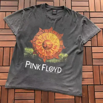VINTAGE T-Shirt