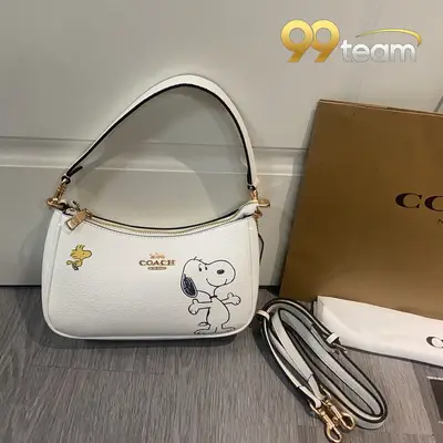 COACH | Item ID: 05110