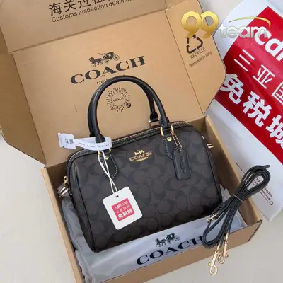 COACH | Item ID: 05156