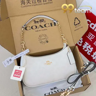 COACH | Item ID: 05191