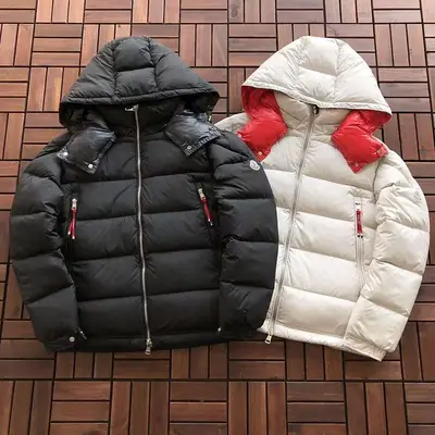 MONCLER Jacke