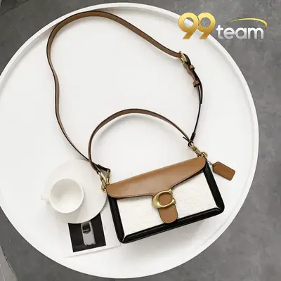 COACH | Item ID: 04773