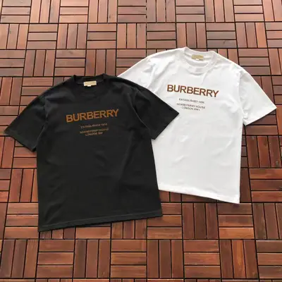 BURBERRY T-Shirt