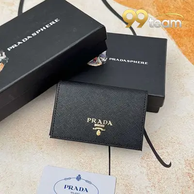 PRADA | Item ID: 08300