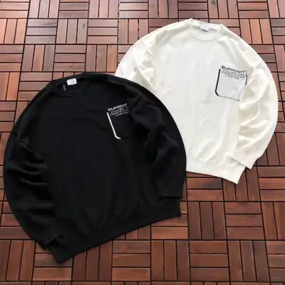 BURBERRY Sweater
