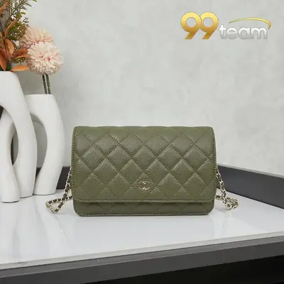 CHANEL | Item ID: 02206