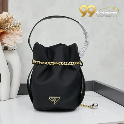PRADA | Item ID: 09412