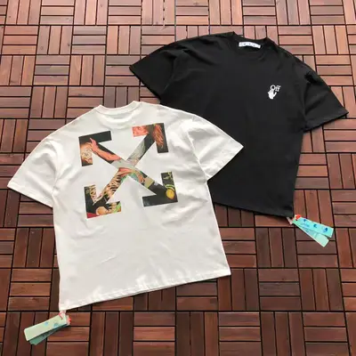 OFF-WHITE T-Shirt