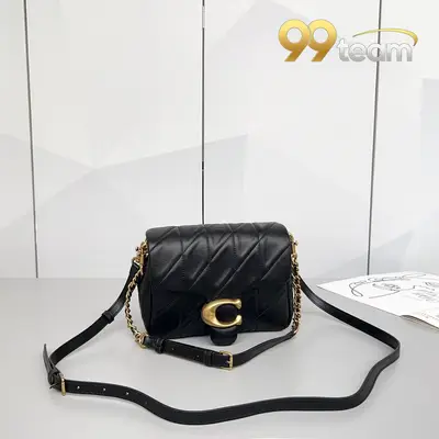 COACH | Item ID: 04827