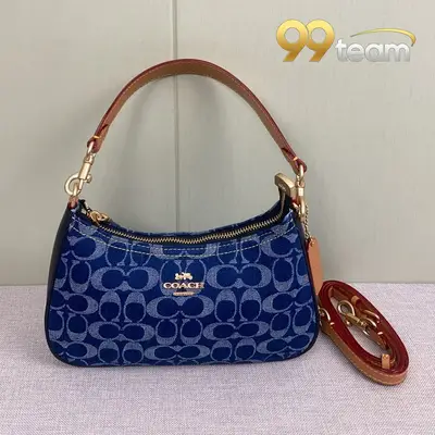 COACH | Item ID: 04940