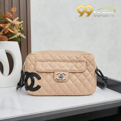 CHANEL | Item ID: 02261