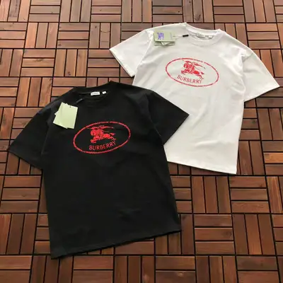 BURBERRY T-Shirt