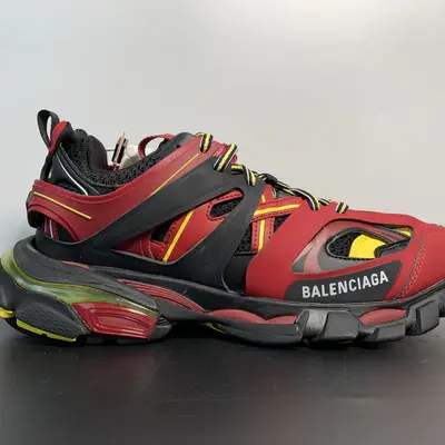 BALENCIAGA
