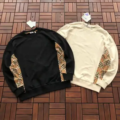 BURBERRY Sweater