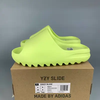 YEEZY