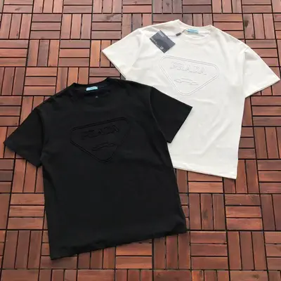 PRADA T-Shirt