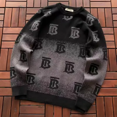 BURBERRY Sweater