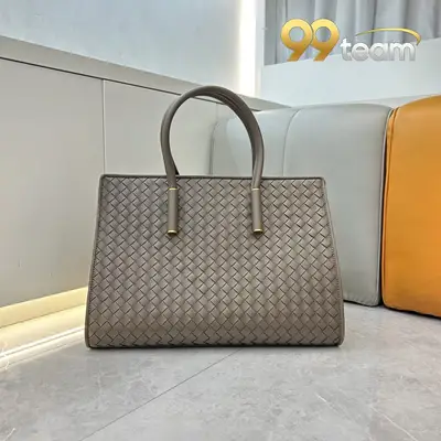 BOTTEGA VENETTA | Item ID: 20805
