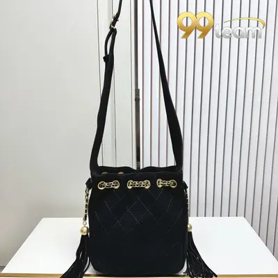 CHANEL | Item ID: 02514