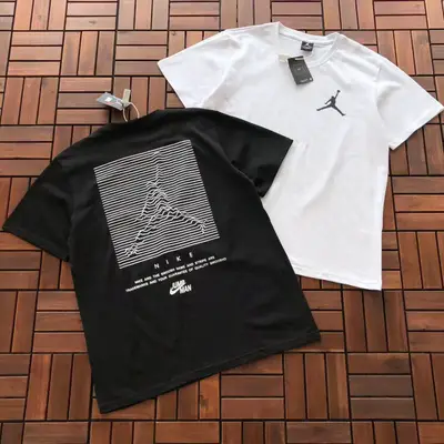 NIKE T-Shirt