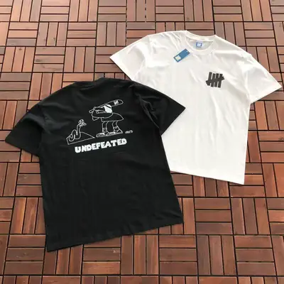 UNDEFEATED T-Shirt