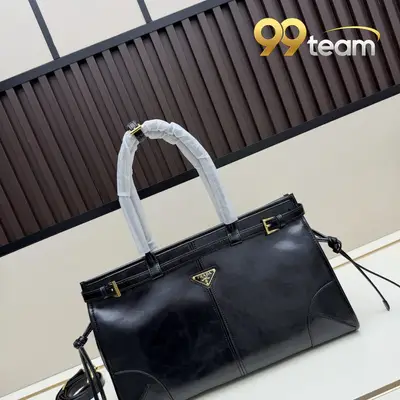 PRADA | Item ID: 09231