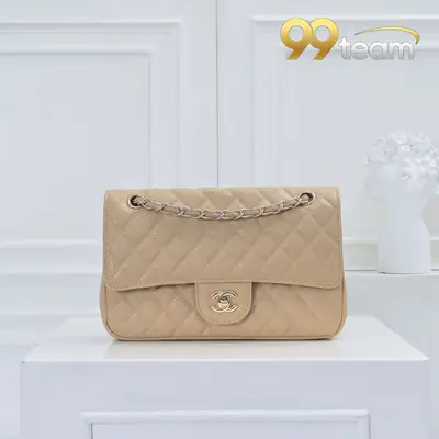 CHANEL | Item ID: 02743